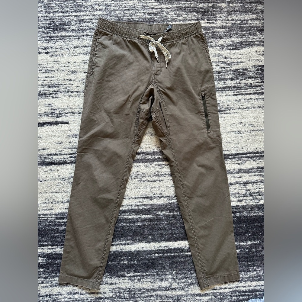 VUORI MEN PANTS SIZE M